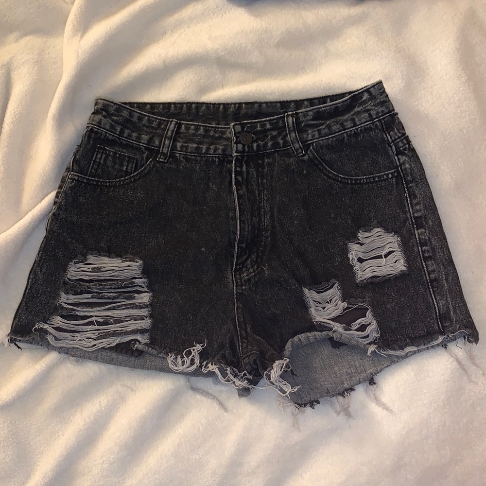 SHEIN Women's Shorts. Size Large.
